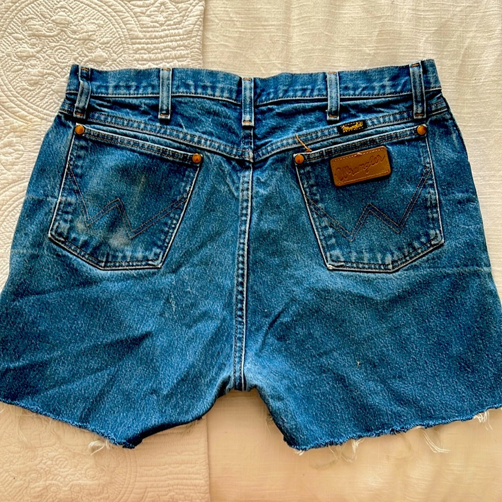 VINTAGE Wrangler cutoff shorts